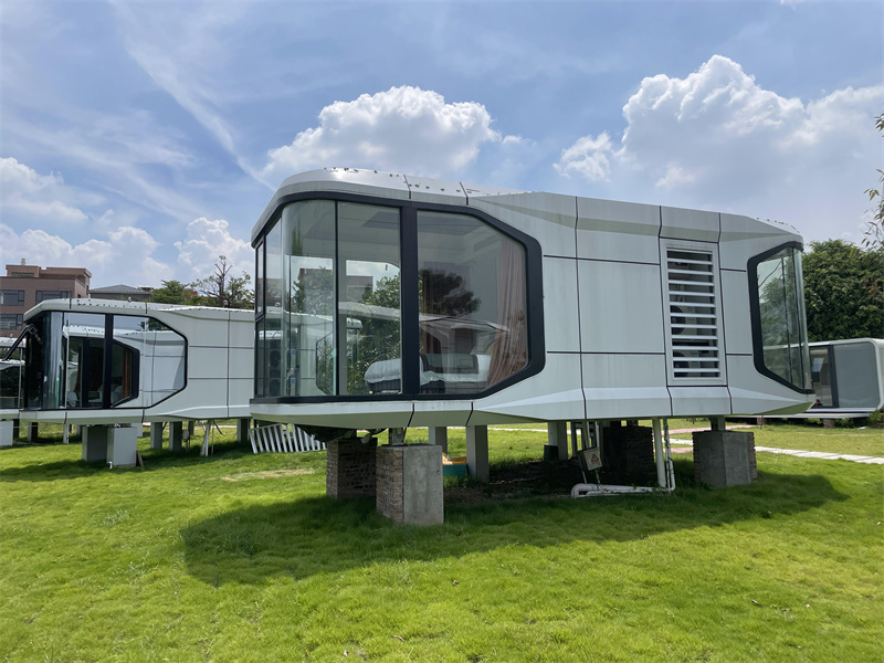 model-e5-prefab-tiny-house-volferda-space-capsule-house